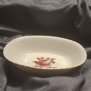 Elegant Floral Oval Dish